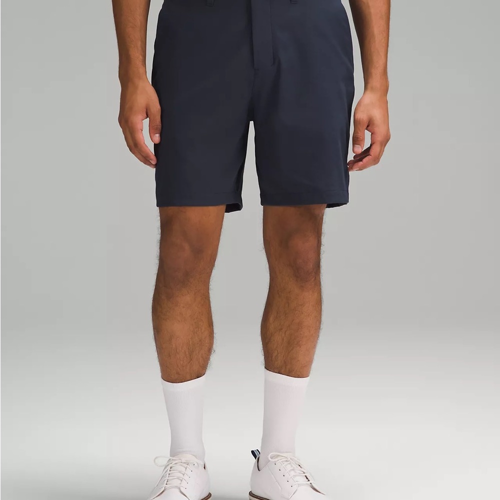 Lululemon 7” Golf Shorts- 38